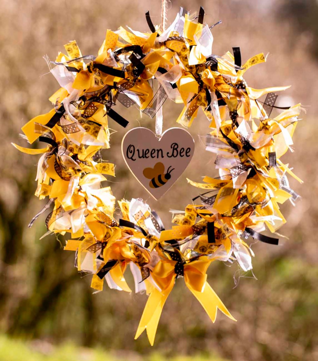 queen_bee_ribbon_wreath_kit_v2